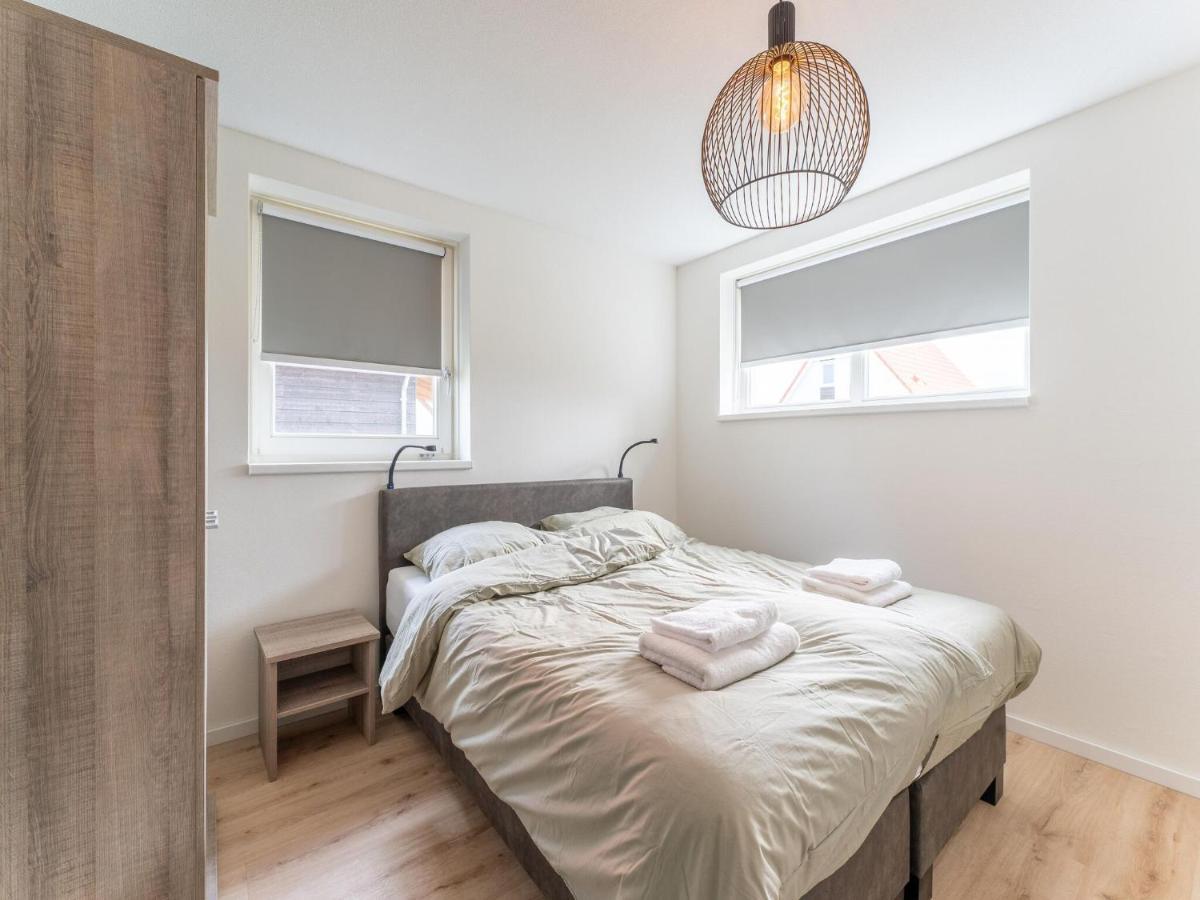 Holiday Home In Scherpenisse With Bubble Bath Luaran gambar